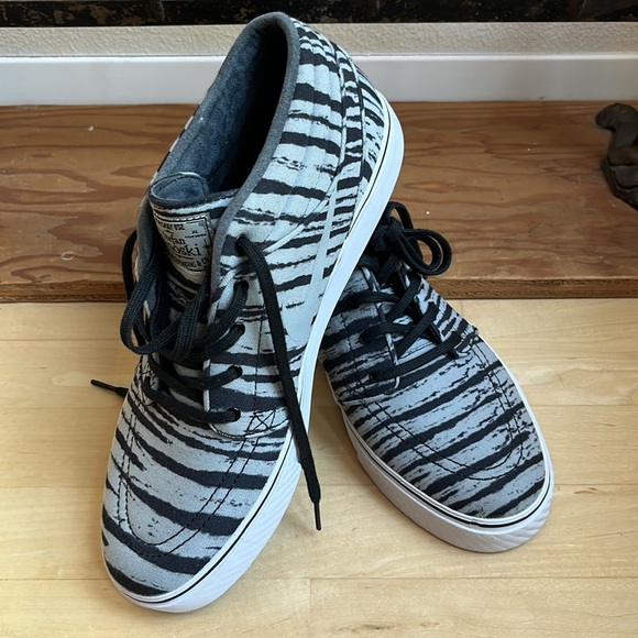 Stefan Janoski Gray Tiger Stripe, Mid Premium, Men's 10 - Picture 13 of 13